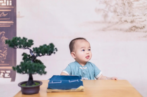 莘县宝宝喊肚子疼怎么回事